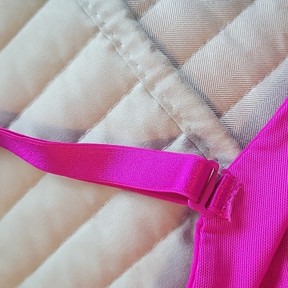 TORRID HOT PINK 38D PADDED BRA WITH UNDERWIRE - Picture 9 of 10